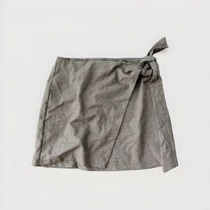 Rachel Zoe Mini Wrap Skirt with Tie Front for Casual Wear